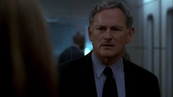 Victor Garber in Alias